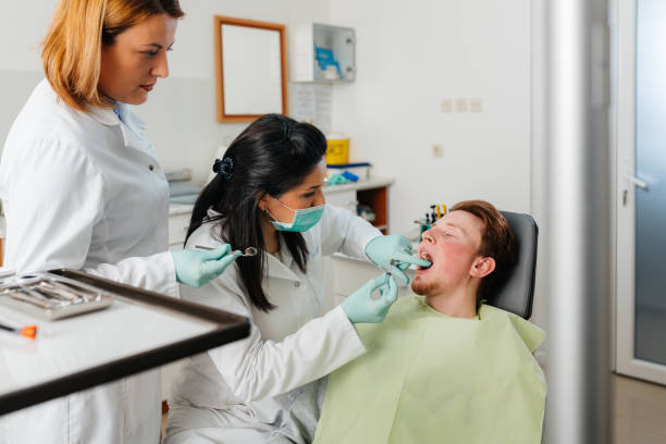 Best Orthodontic Emergency Dentist in Cumberland Head, NY